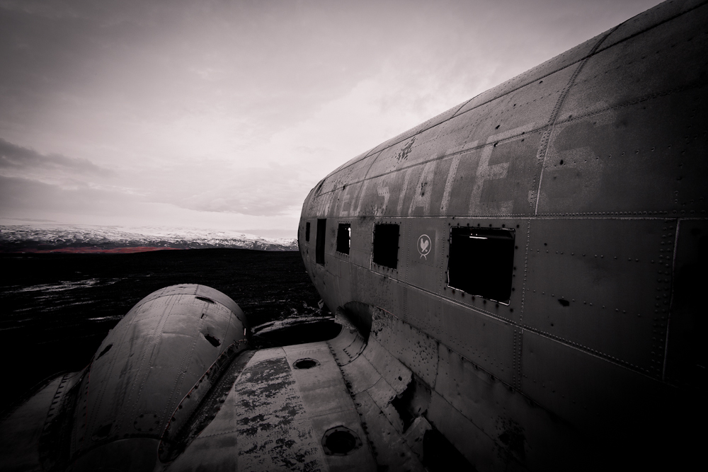 Lost DC3 in Iceland