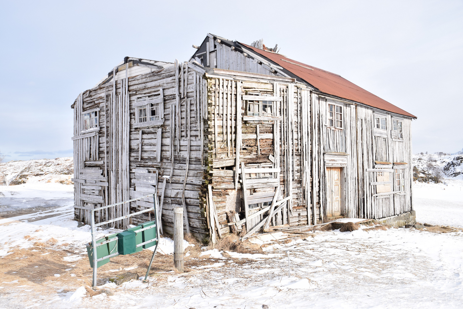 Lost House in Norwegen, Lofoten in der Nähe von Fredvang 2018