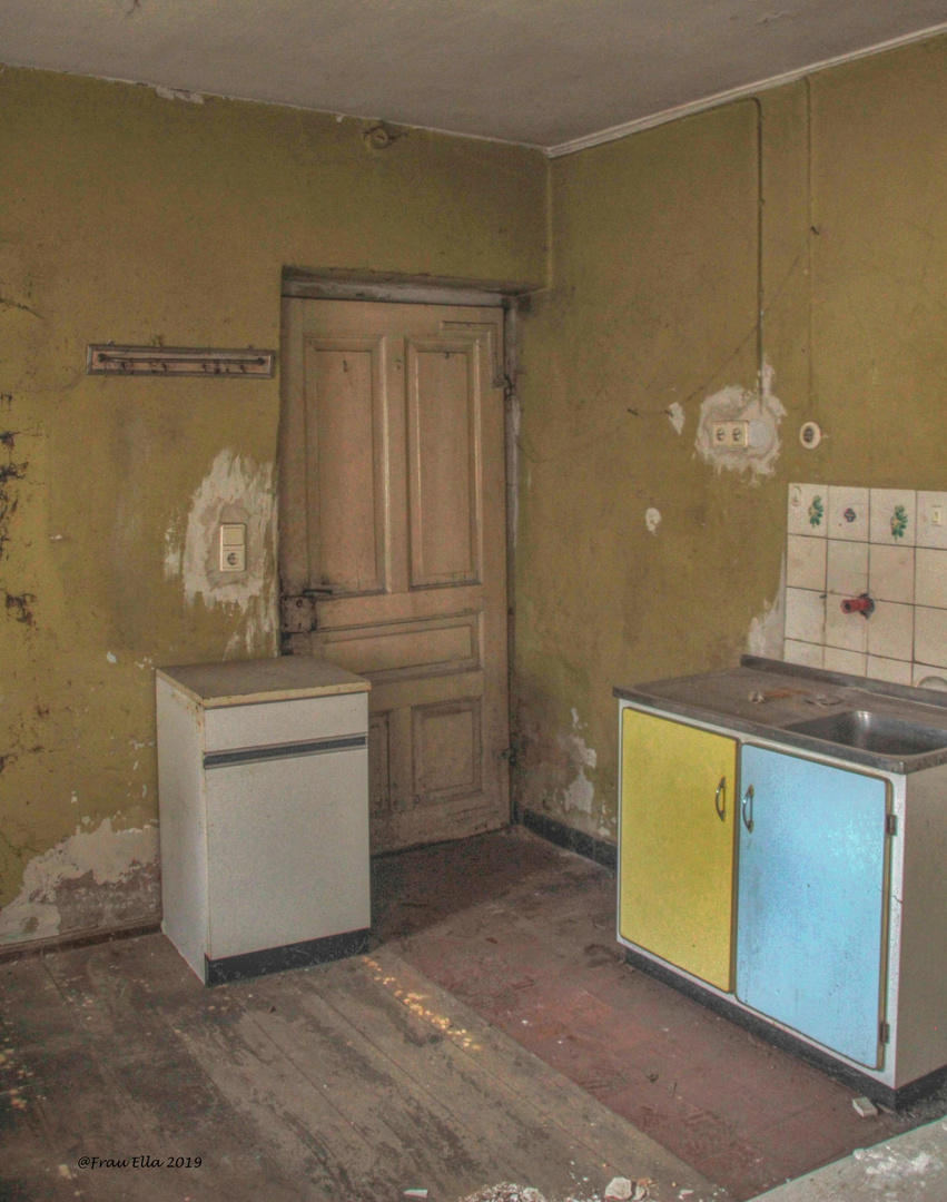 lost kitchen