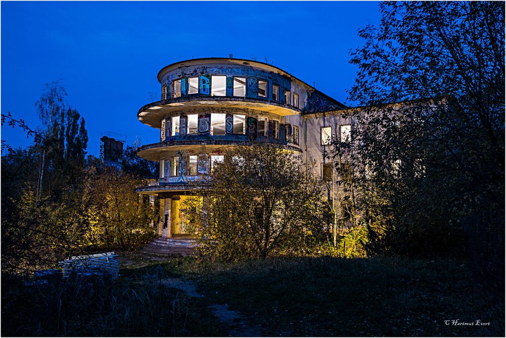 Lost Place...... Foto & Bild world, spezial, dokumentation Bilder