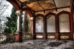 Lost Place - Beelitz Heilstätten Eingang