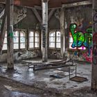 Lost place mit alter Trage