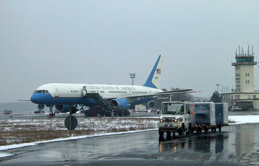 Lost place RheinMainAirBase Foto & Bild architektur, gebäude, industrie Bilder auf