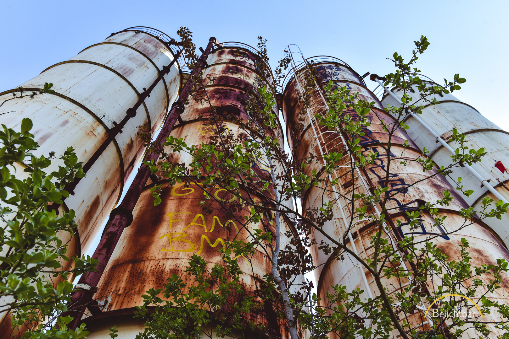 Lost Place - Silos einer stillgelegten Fabrik