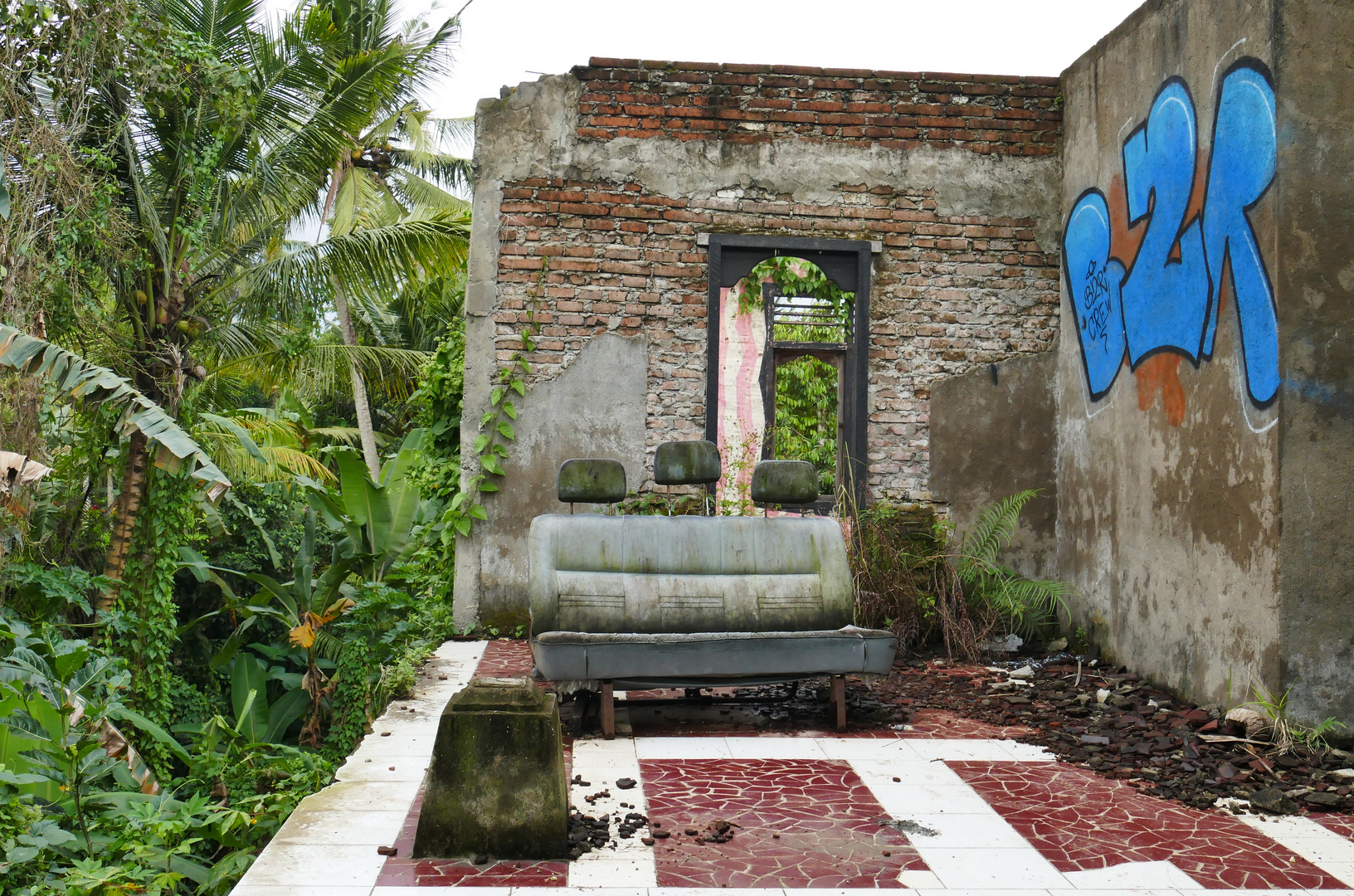 ...Lost Place vor den Toren Ubud`s...