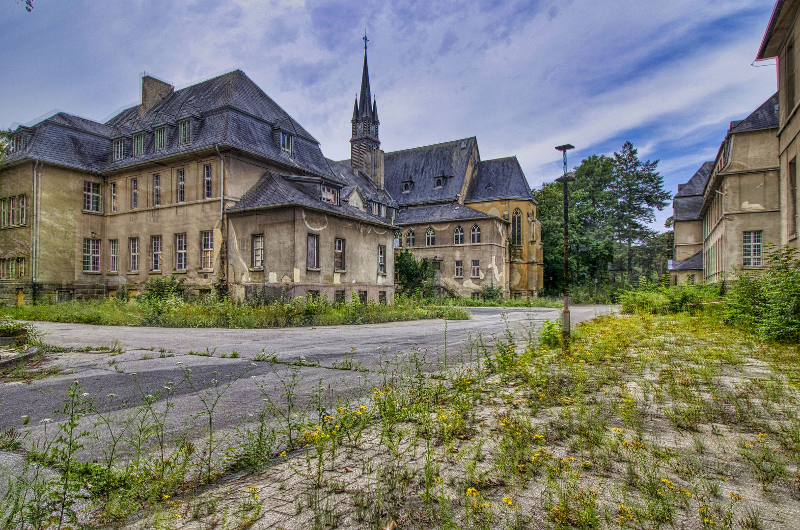 Lost places Kent school