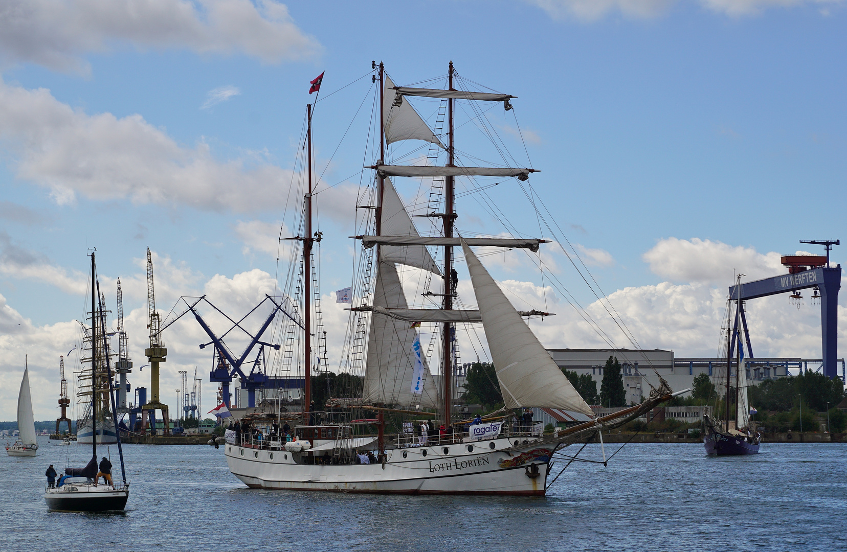 Loth Loriën während der Hanse Sail