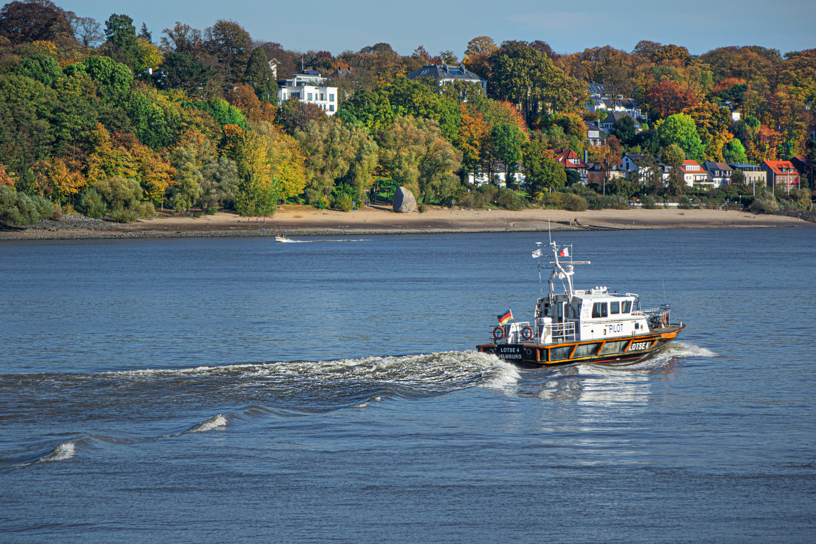 Lotsenboot vor oevelgönne