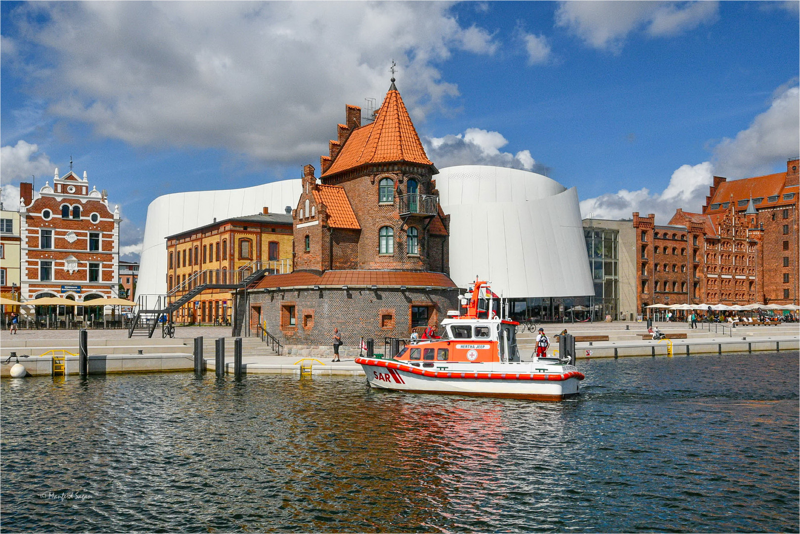 Lotsenhaus auf der Stralsunder Hafeninsel... 