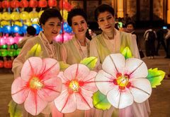 Lotuslaternenparade beim Jogyesa_Tempel