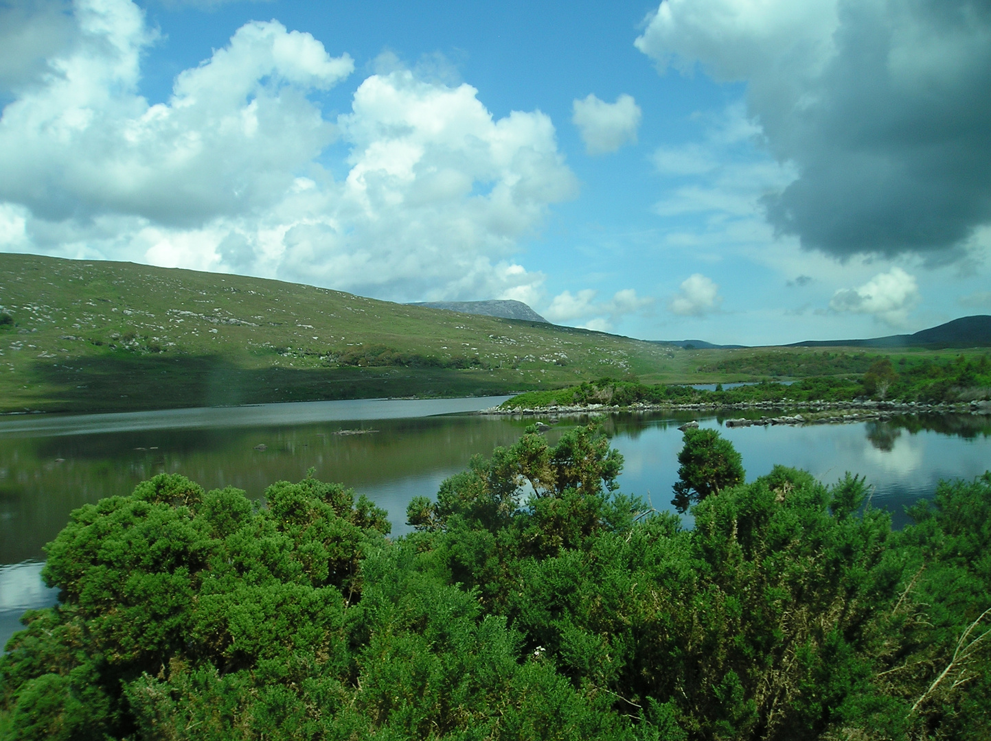 Lough Glenveagh im Glenveagh Nationalpark (Irland)