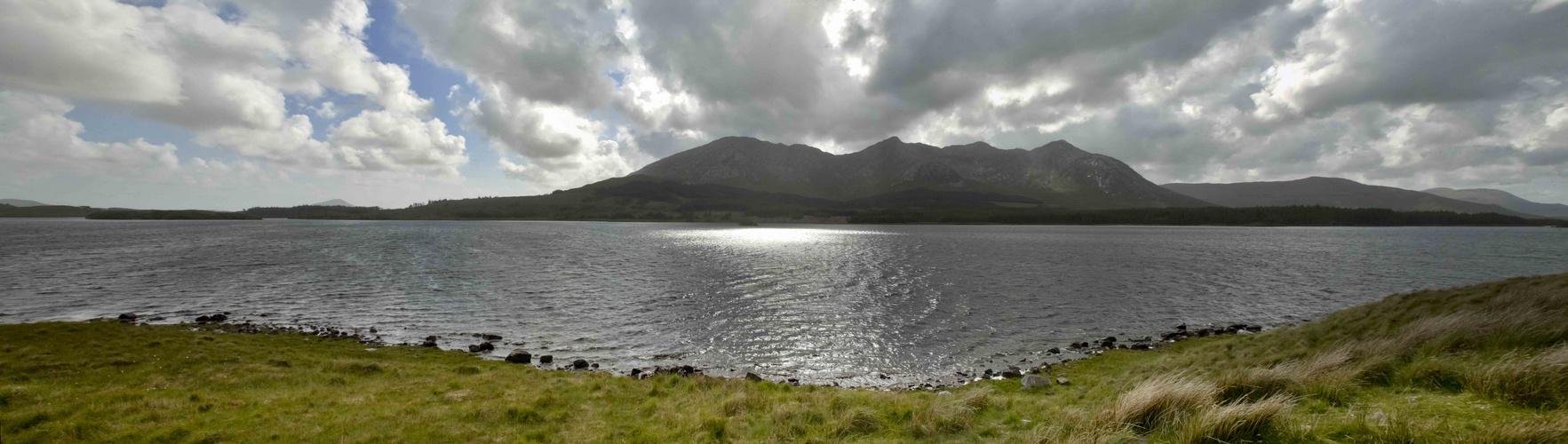 Lough Inagh; Connemara, Irland