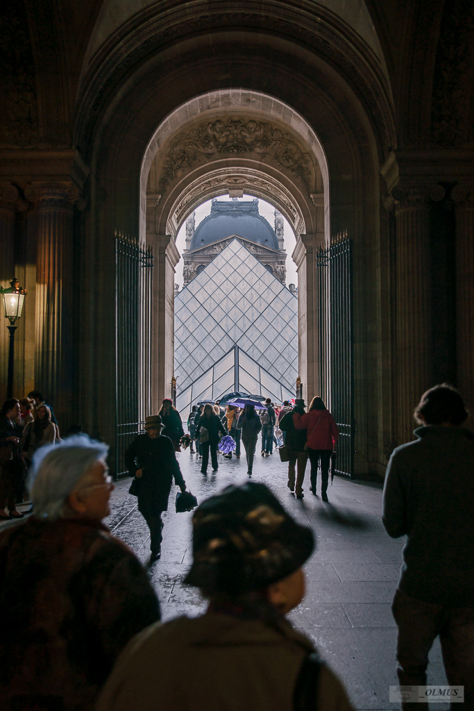 Louvre.