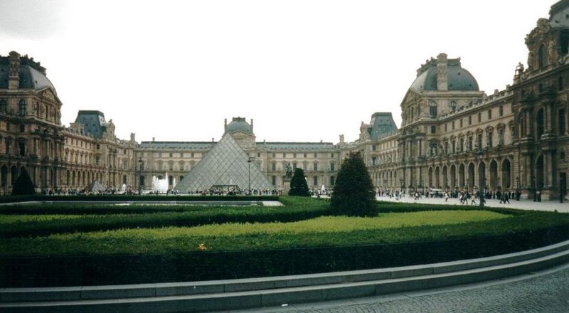 Louvre