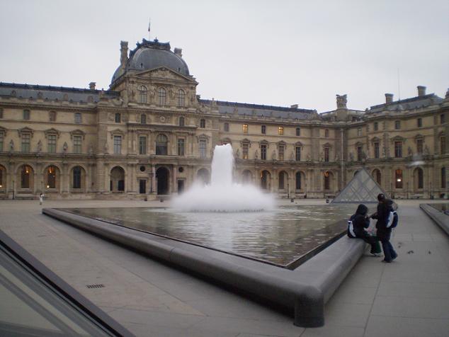 Louvre