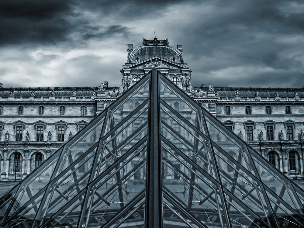 LOUVRE