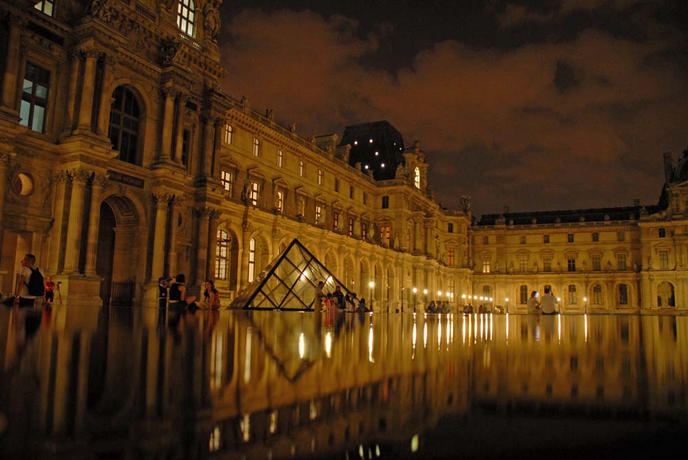 Louvre and Fountain