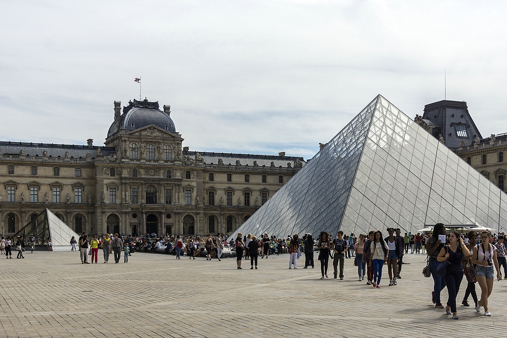 Louvre