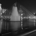 Louvre by night 1