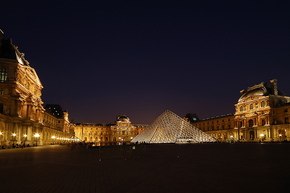 Louvre by night