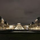 Louvre by night 