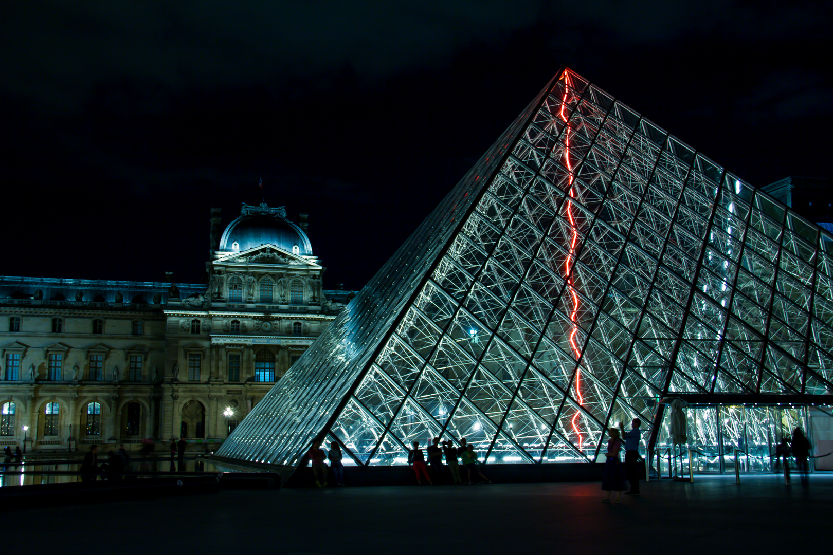 Louvre en bleu