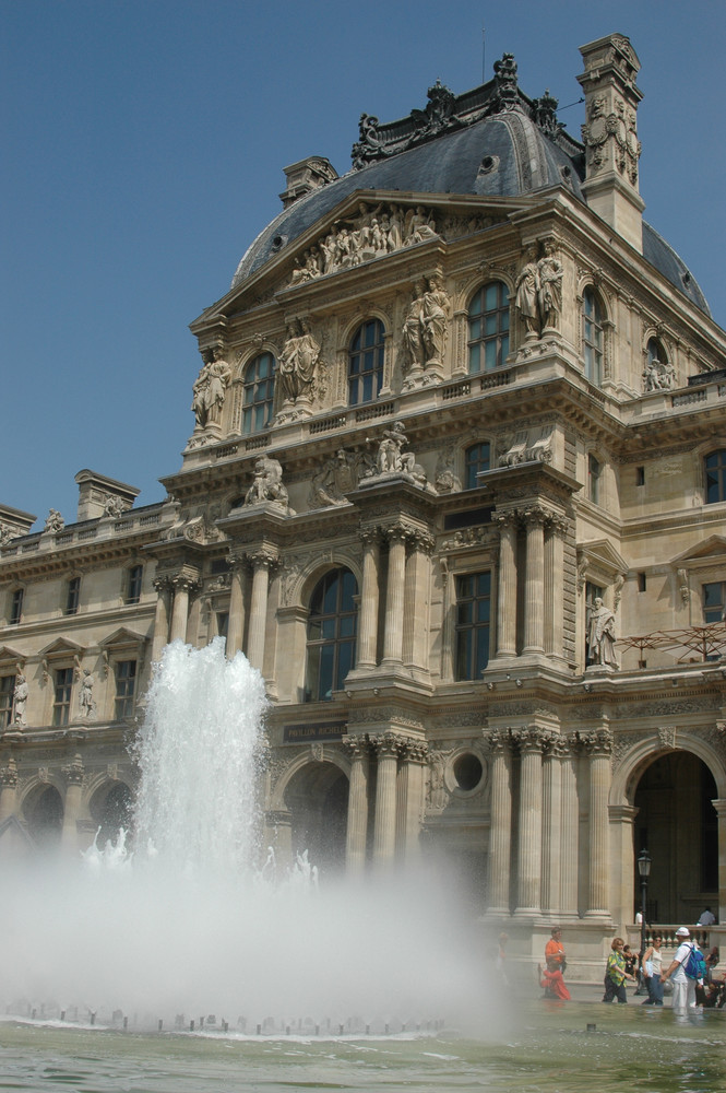 Louvre