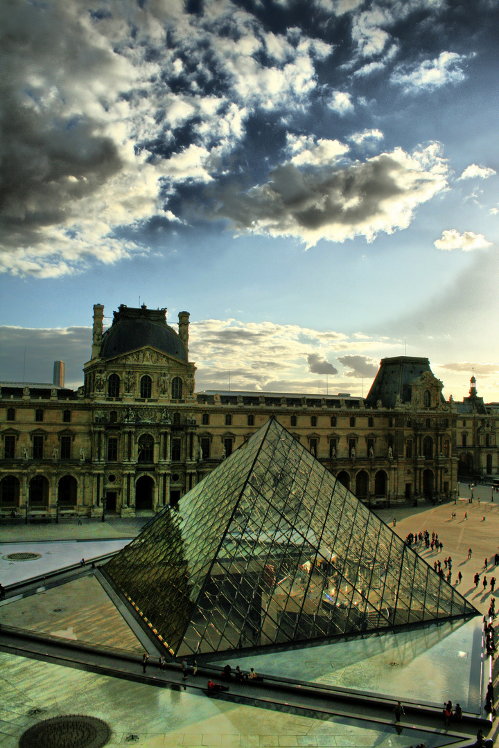 Louvre HDR