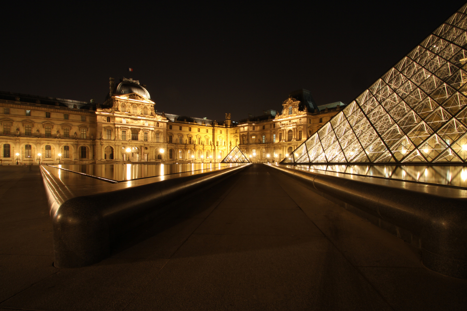 Louvre im Lichterglanz