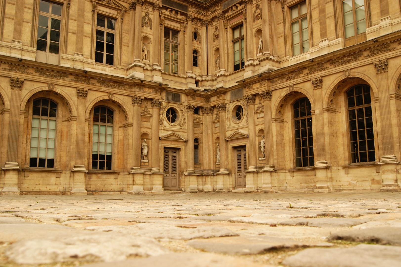 Louvre mal anders