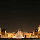 Louvre & Pyramid