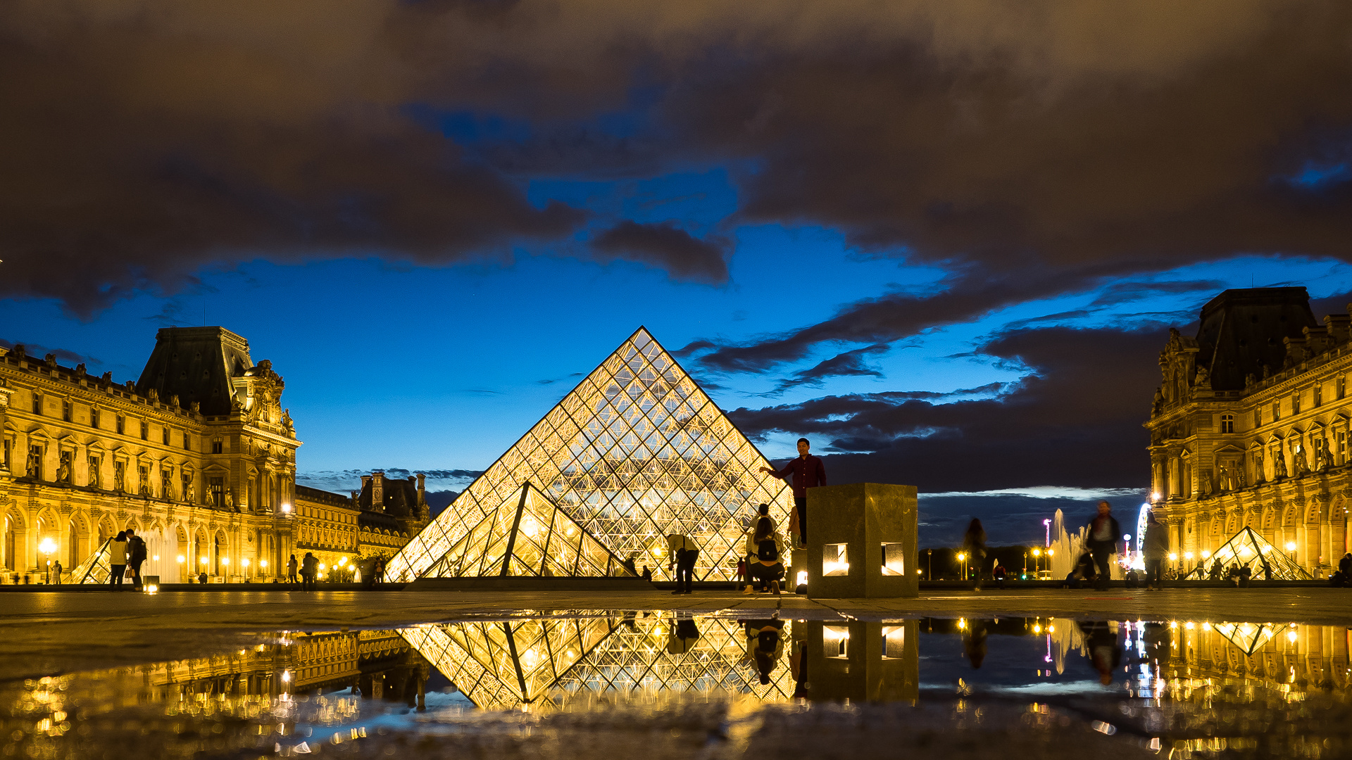 Louvre_blaue-Stunde