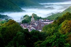 Lové dans la brume