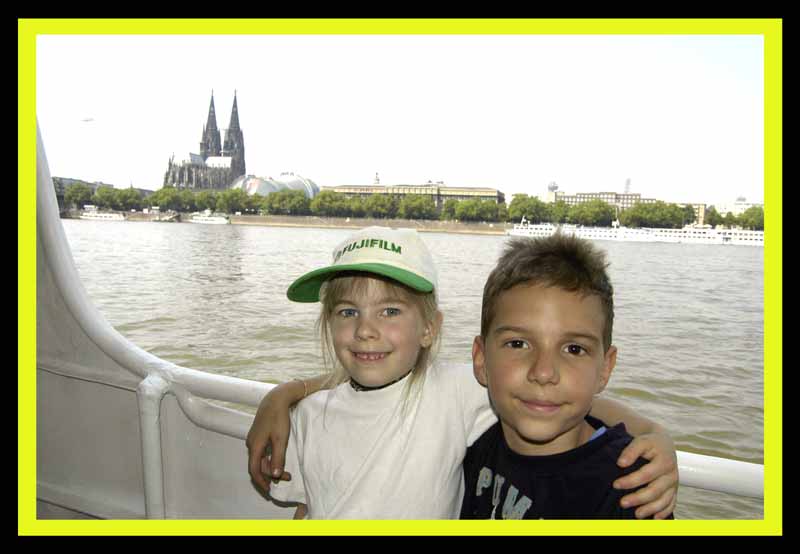 LOVE IN COLOGNE