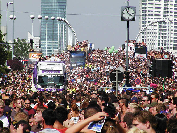 Loveparade Wien 03