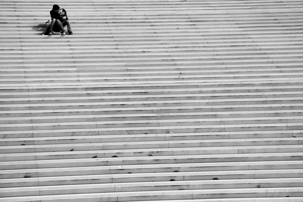 Lovers on the stairs