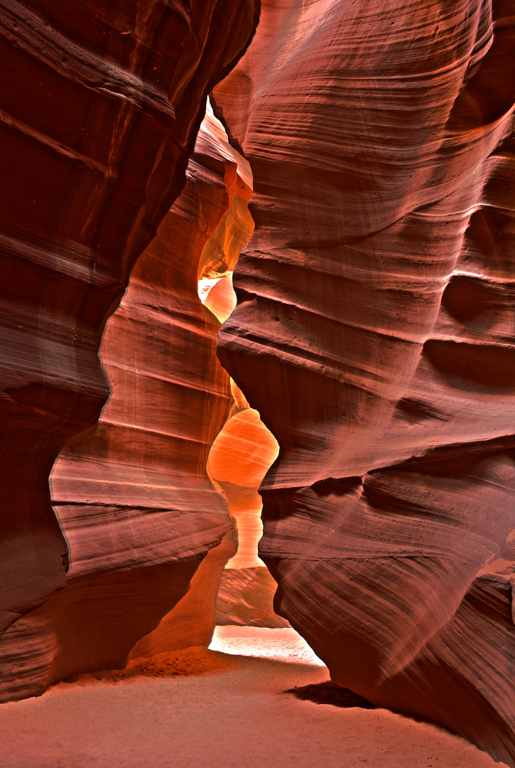 Lower Antelope Canyon