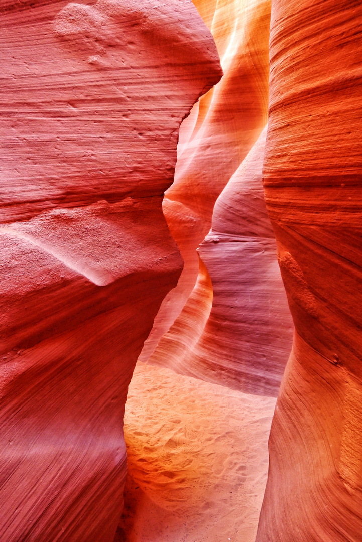 Lower Antelope Canyon - 4