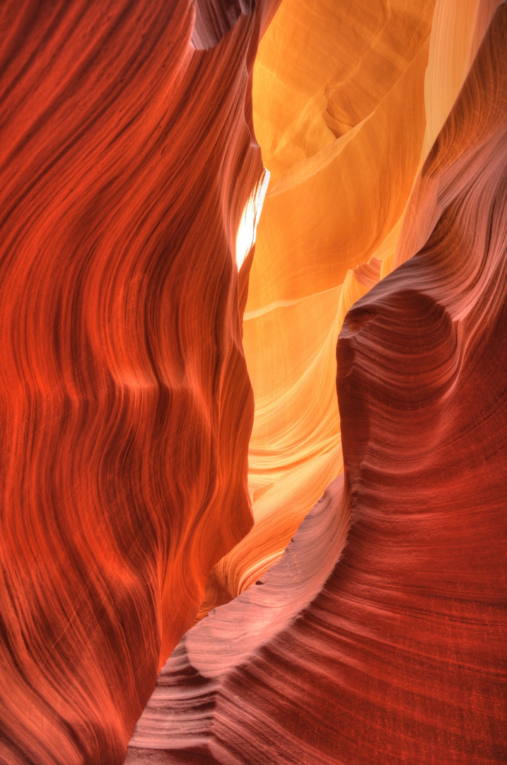 Lower Antelope Canyon