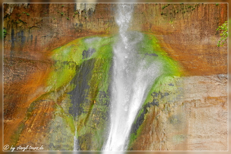 Lower Calf Creek Falls