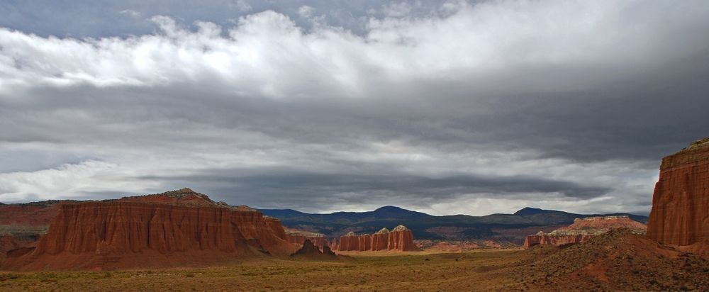 Lower Cathedral Valley