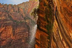 Lower Emerald Pool