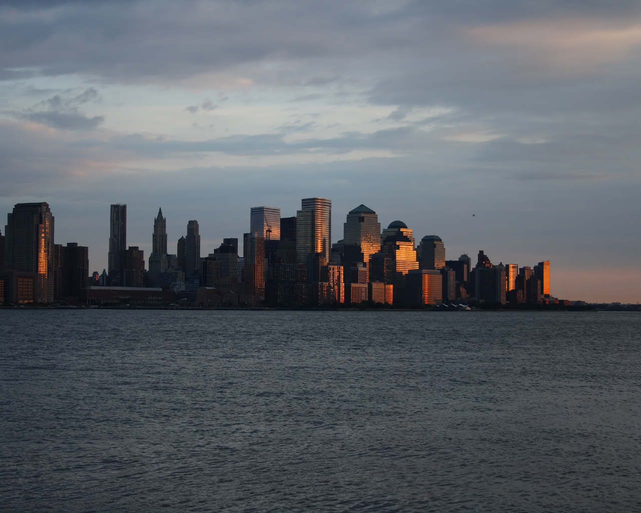 Lower Manhattan im Sonnenuntergang