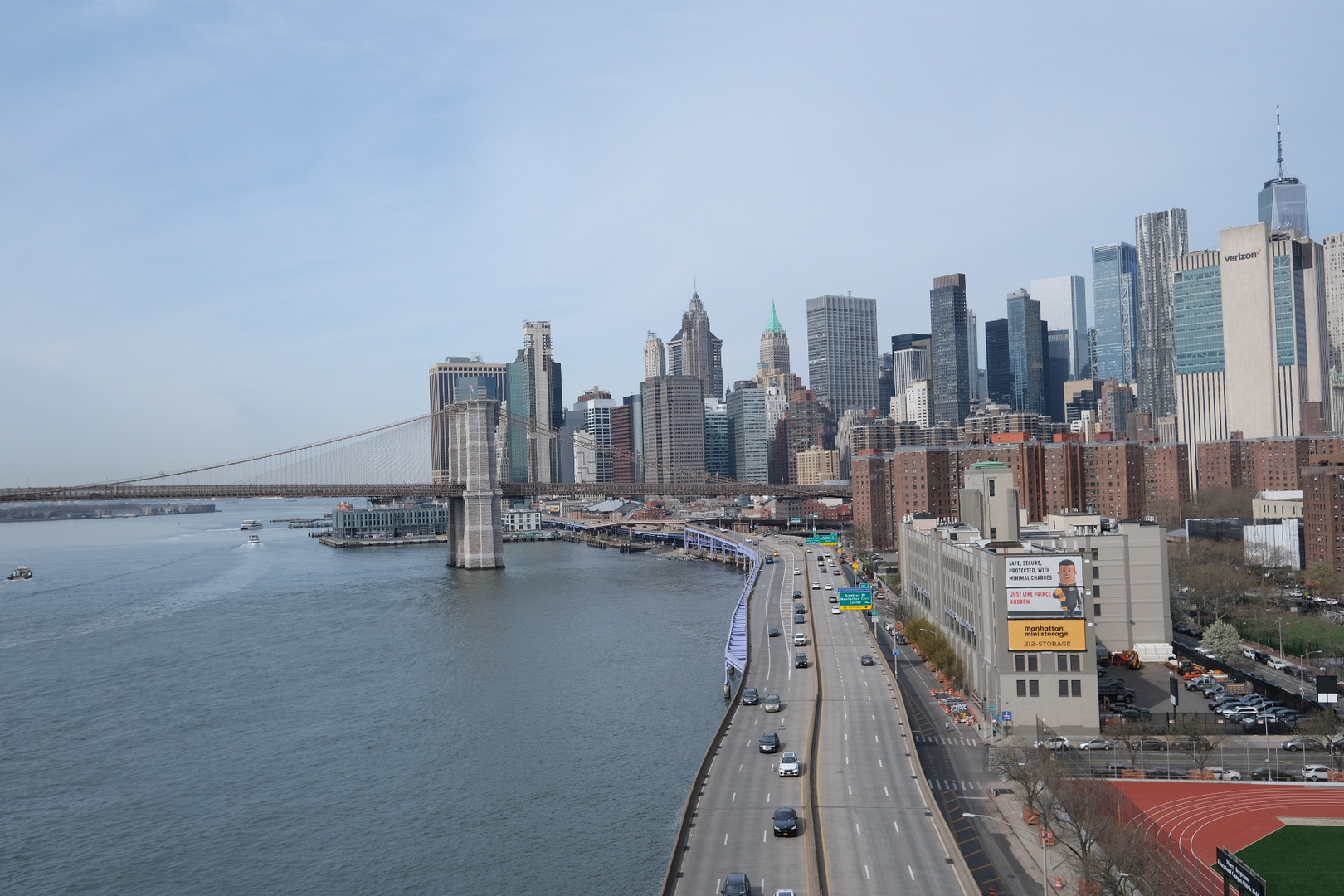 Lower Manhattan und Brooklyn Bridge