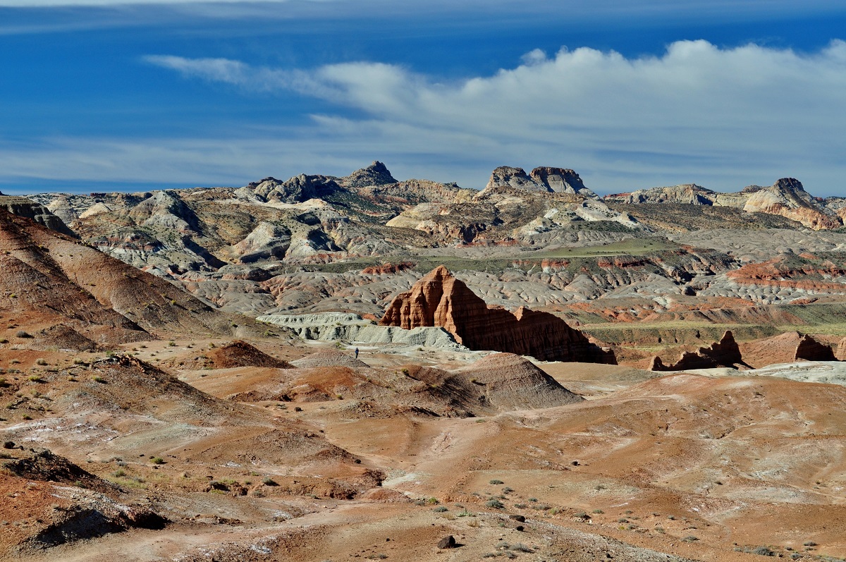 Lower South Desert Overlook