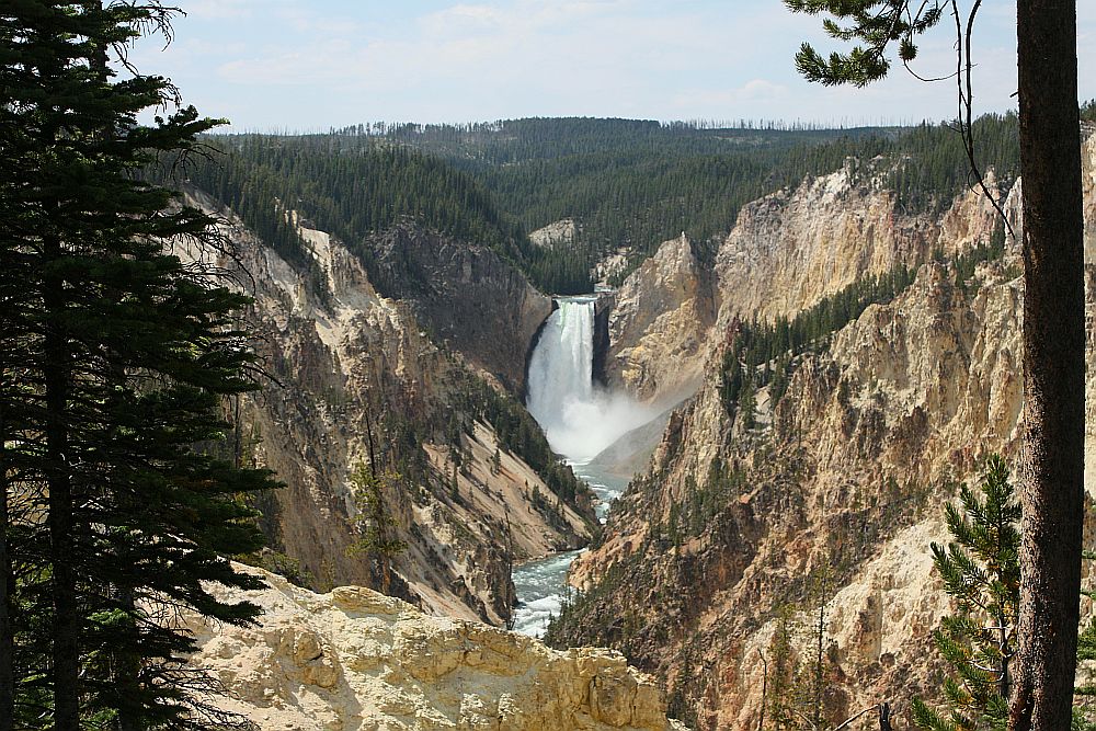 Lower Yellowstone Fall...