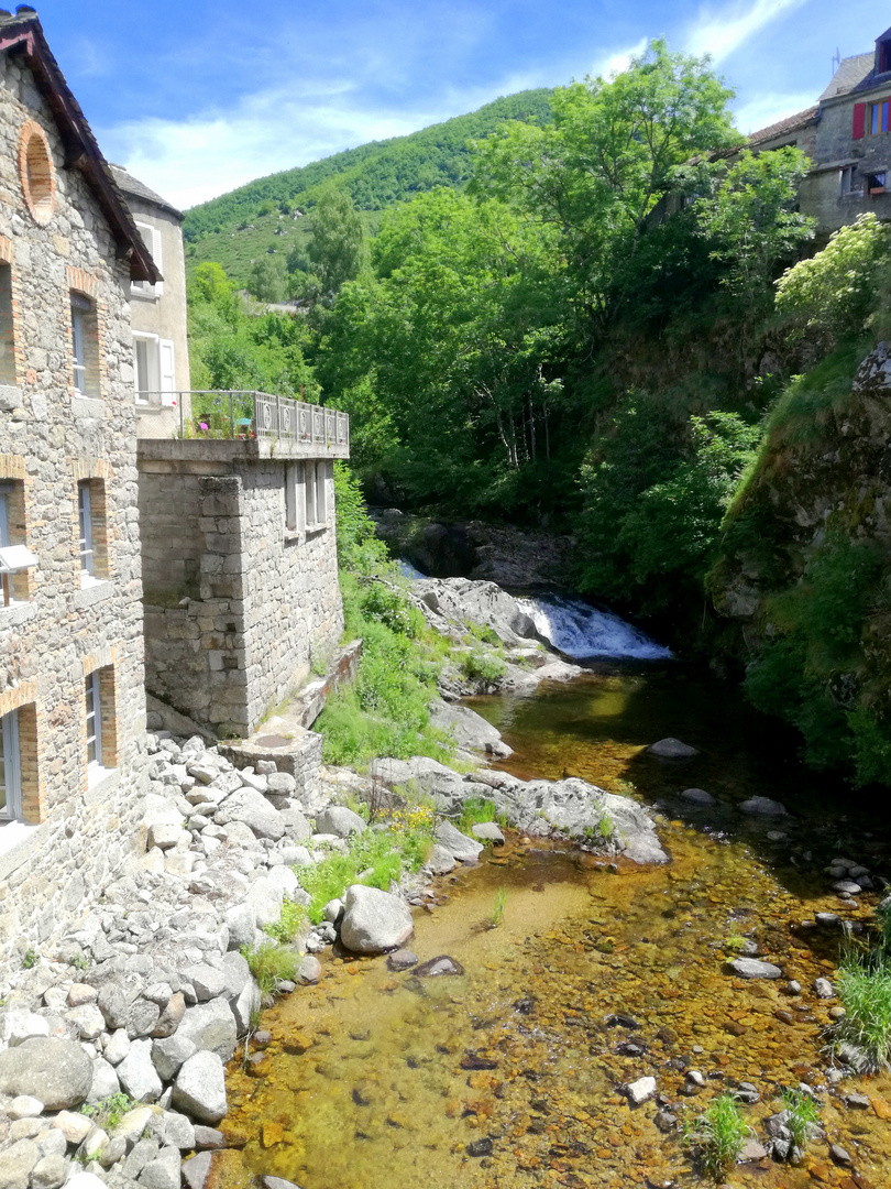 Lozère ... Le pont de Montvert