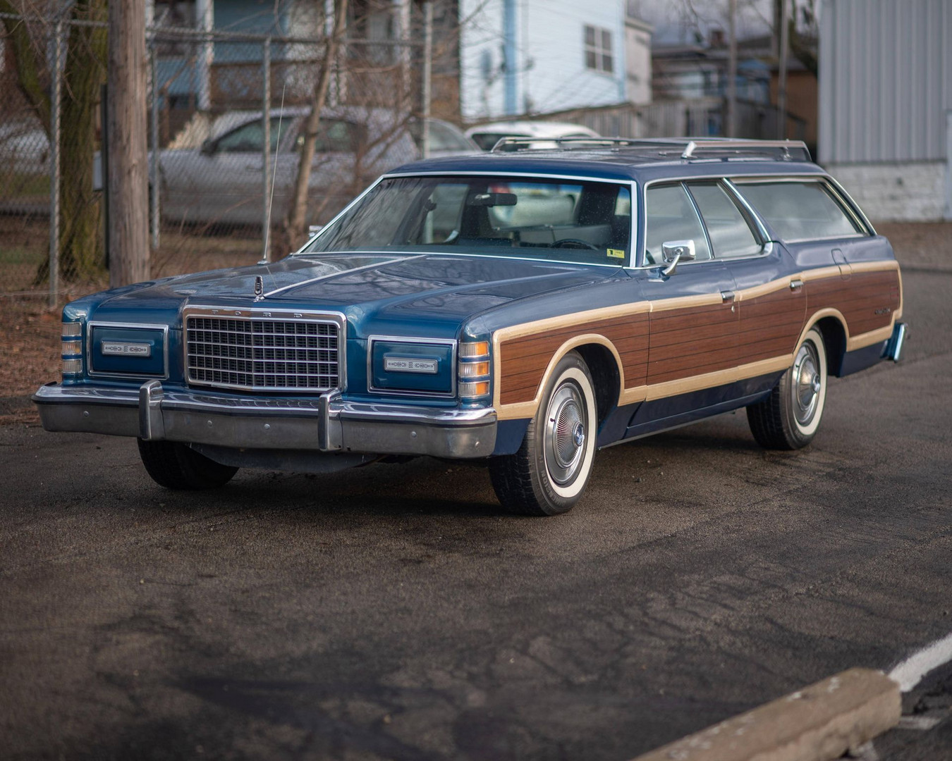 LTD Country Squire 