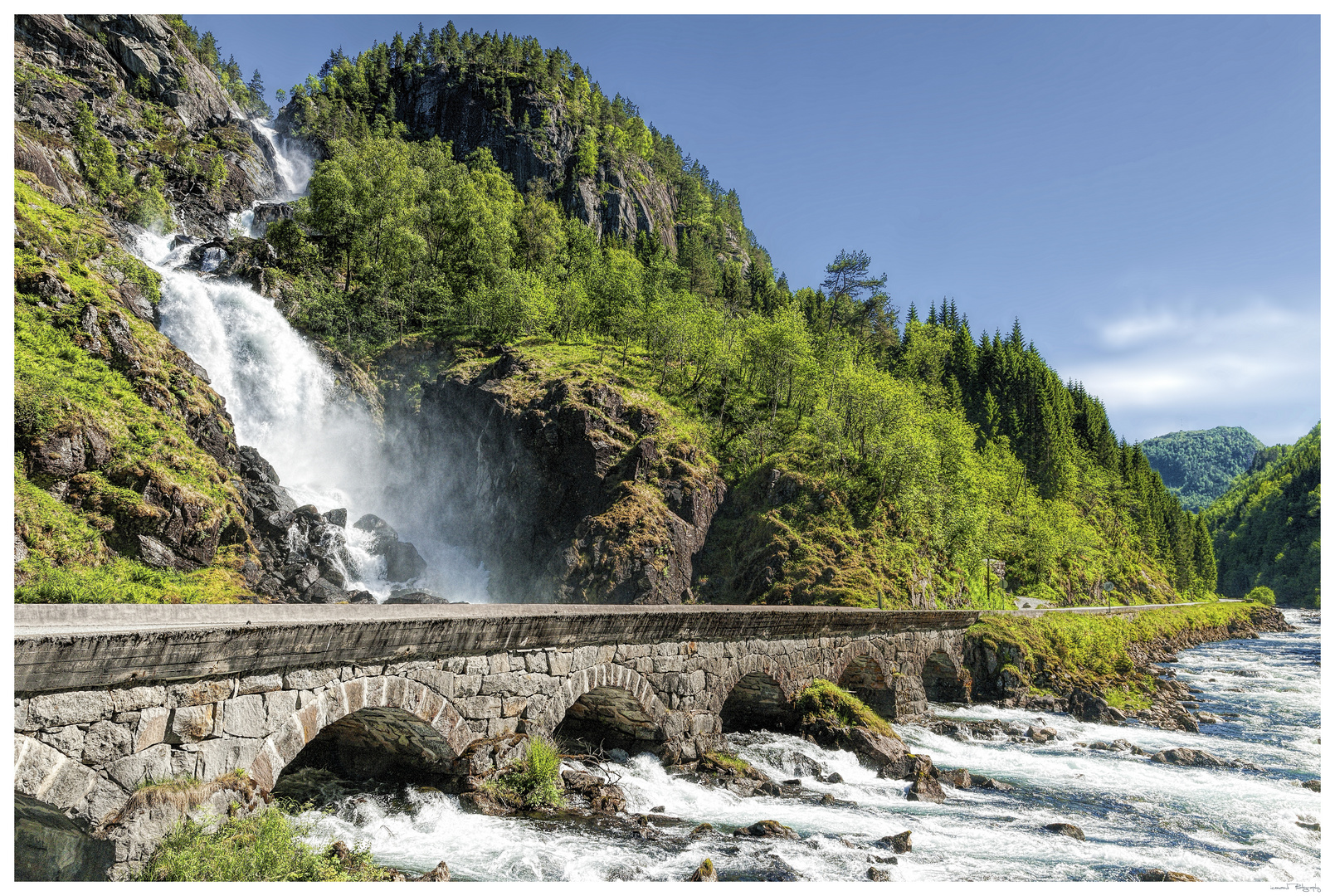 Låtefossen