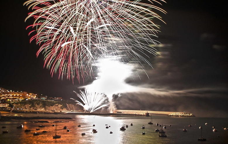 luanco fuegos artificiales